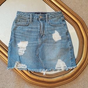 ❣️ FINAL SALE 🤍 EUC Hollister Jean Skirt Size 00